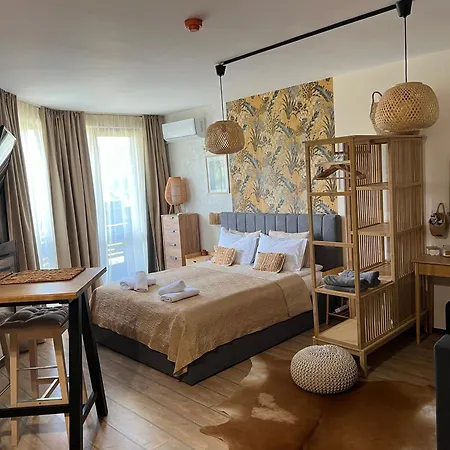 Luxury In Alpinе Free Apartment